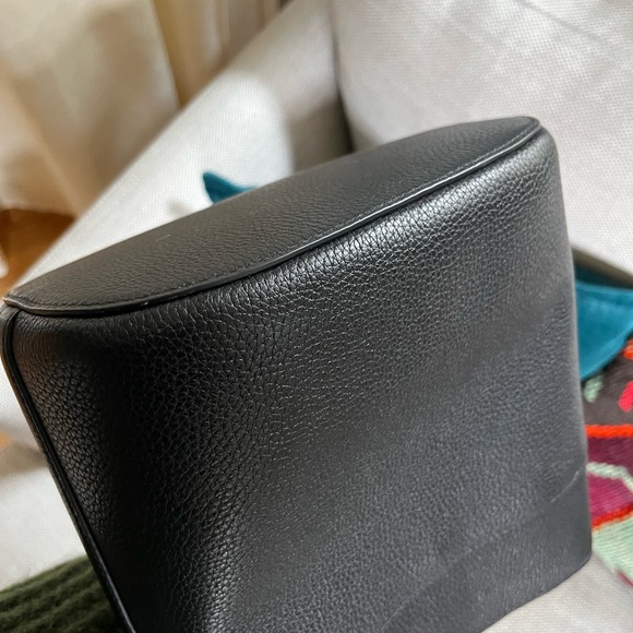 Kate Spade Leila Small Bucket Bag - Picture 14 of 14